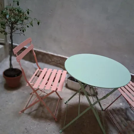 1 Mins Gare Montpatnasse ,close To Eiffel Tour And Louvre Meusm,amusing Place Apartment Paris