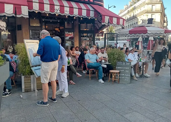 Apartman 1 Mins Gare Montpatnasse ,close To Eiffel Tour And Louvre Meusm,amusing Place